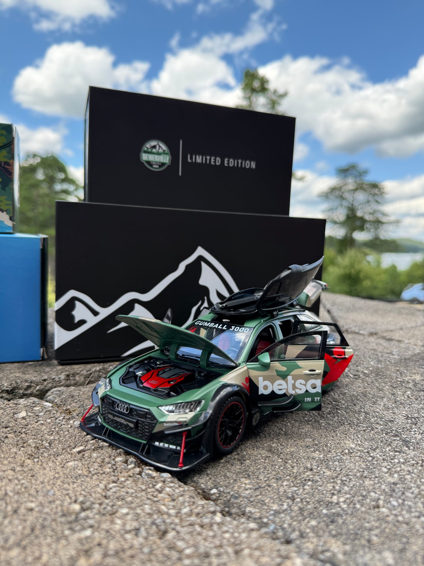 1:24 Audi wagon                Slammedenuff Gatlinburg model car collab