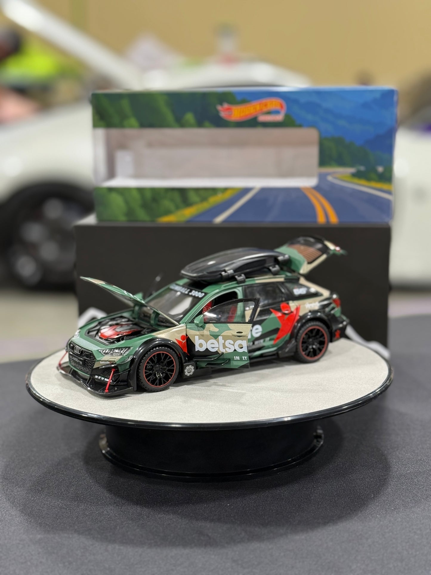 1:24 Audi wagon                Slammedenuff Gatlinburg model car collab